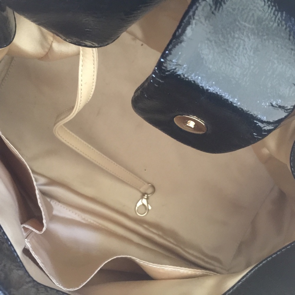 VINTAGE CHANEL BAG❤️HP - Picture 7 of 8